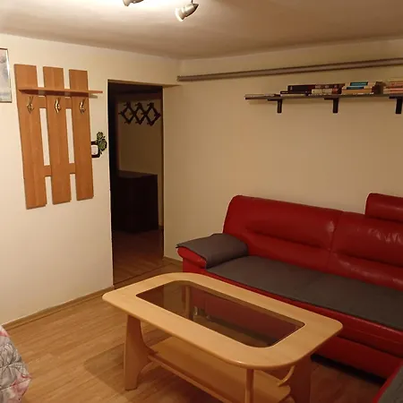 Pod Rykowiskiem شقة